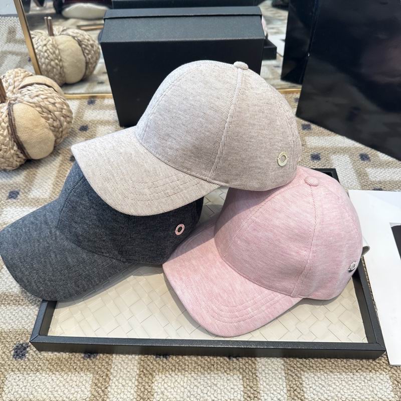 Loro Piana cap 011601